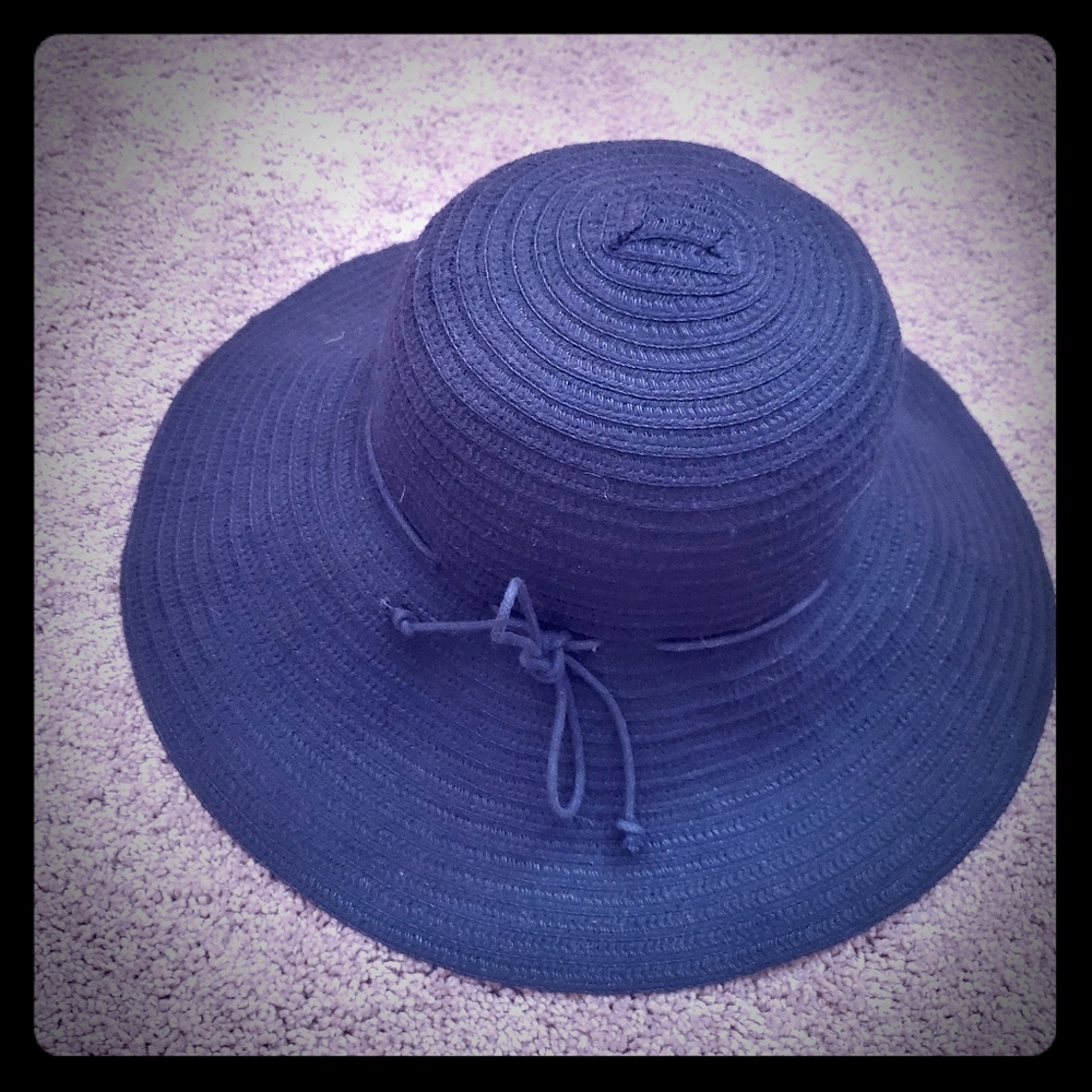 Black Sun Hat